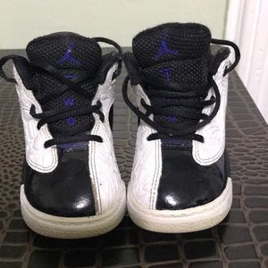 Air Jordan (Boy/Girl) size 6